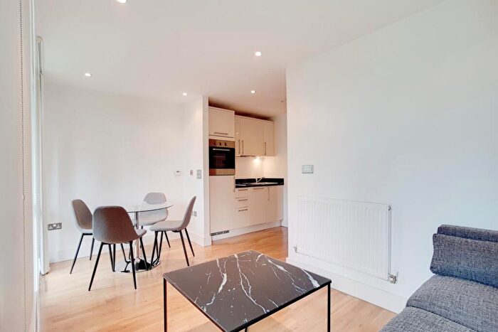Flat For Sale In Indescon Court, London, E14