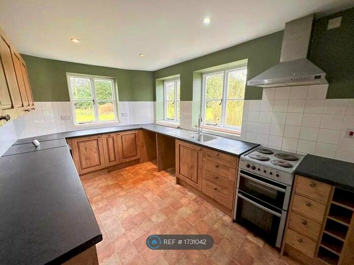 2 Bedroom Flat To Rent In Ditchingham House, Ditchingham, Bungay, NR35