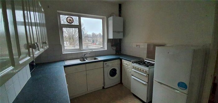 1 Bedroom Flat To Rent In Amersham Road, London, SE14