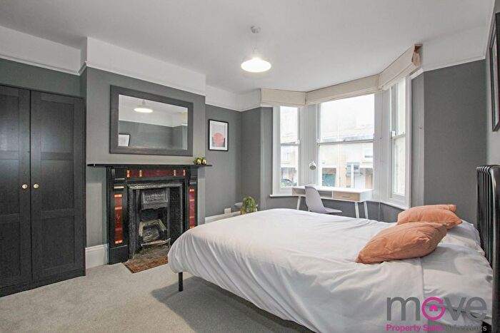 4 Bedroom Semi Detached House To Rent In Grosvenor Street, Cheltenham, GL52