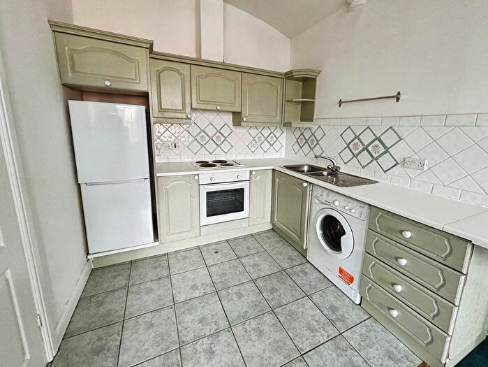 1 Bedroom Flat To Rent In Wellington Road South, Stockport, Greater Manchester, SK3