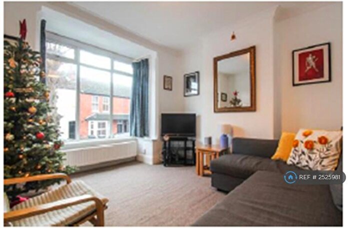 2 Bedroom End Of Terrace House To Rent In Dordans Road, Luton, LU4