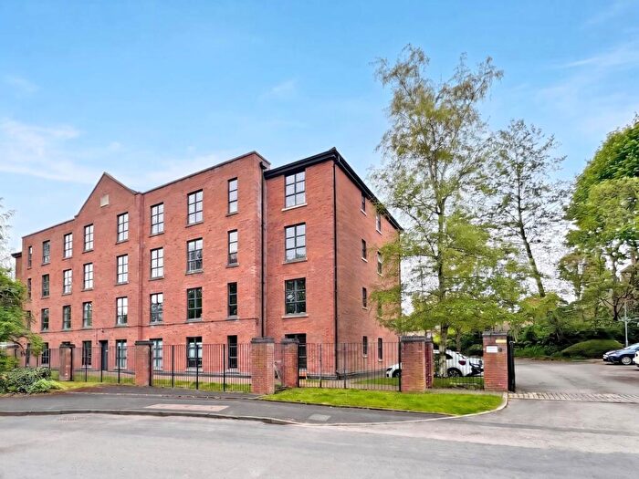 2 Bedroom Flat For Sale In Commercial Street, Hyde, SK14