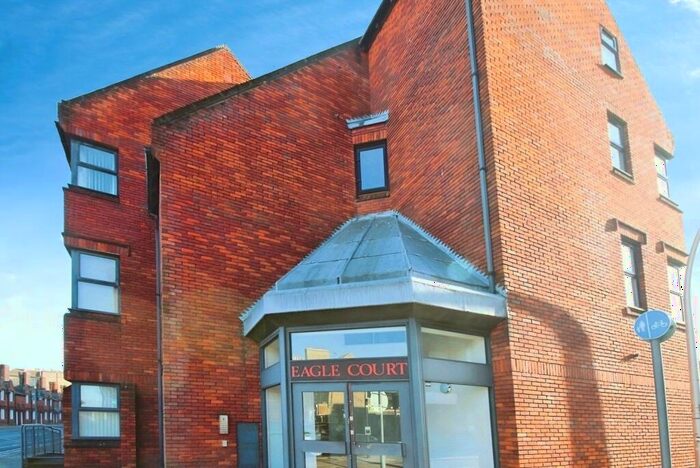 2 Bedroom Flat To Rent In Harpur Street, Bedford, Bedfordshire, MK40