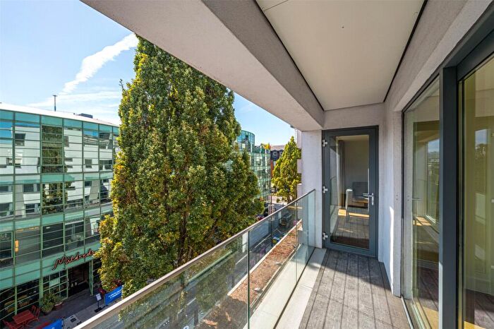 1 Bedroom Flat To Rent In Jamestown Road, London, NW1