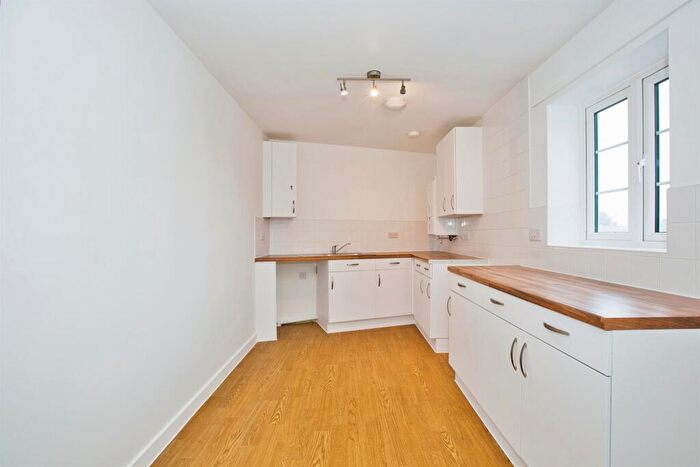 2 Bedroom Flat For Sale In Raven Court, Houndstone, Yeovil, BA22