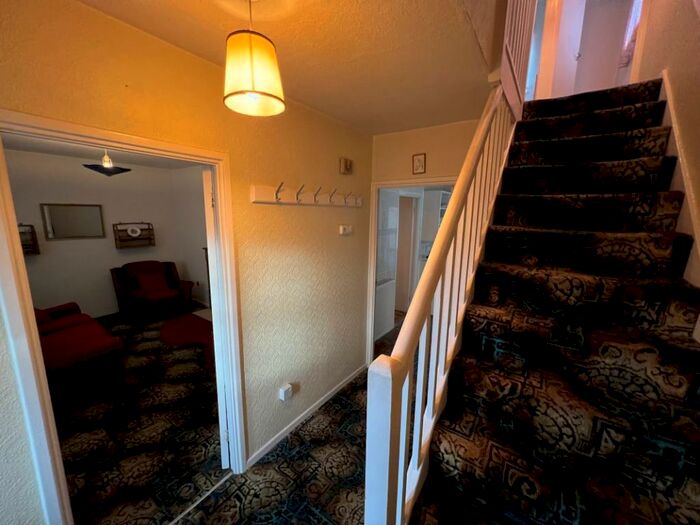 3 Bedroom SemiDetached House For Sale In The Oval, Russells Hall