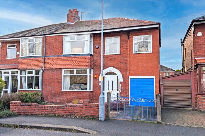 4 Bedroom Semi Detached House For Sale In Ashbourne Road, Denton, Tameside, M34