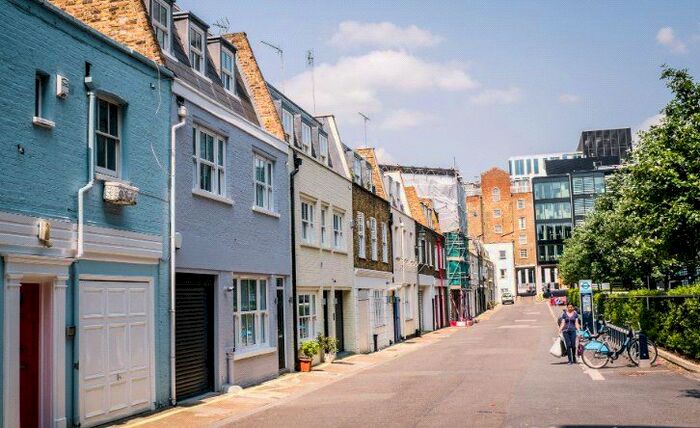 2 Bedroom Mews To Rent In Eastbourne Mews, London, W2