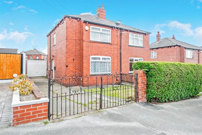 3 Bedroom Semi-Detached House For Sale In Leysholme Crescent, Leeds, LS12