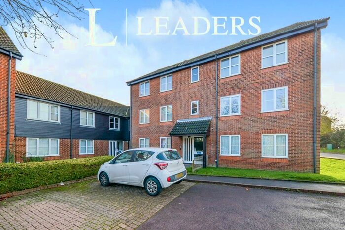 2 Bedroom Flat To Rent In Twyford Road, St.Albans, AL4