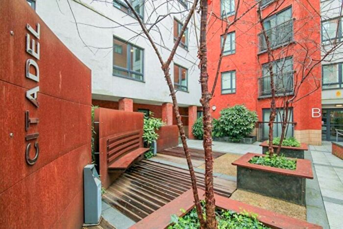 2 Bedroom Flat To Rent In The Citadel, Ludgate Hill, Manchester, M4