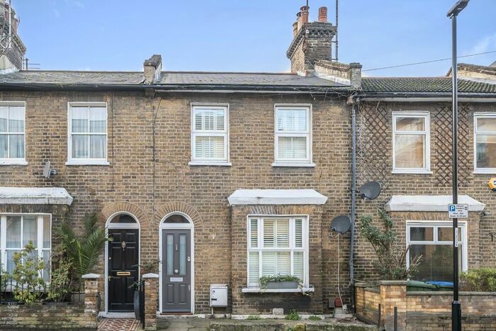 3 Bedroom Terraced House To Rent In Calvert Road, London, SE10
