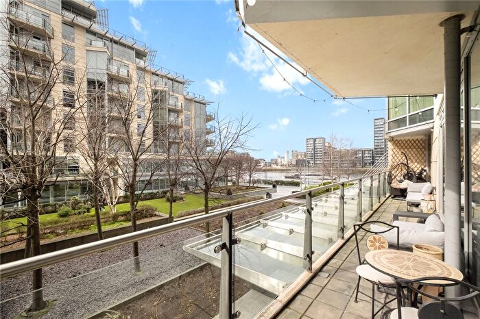 2 Bedroom Flat For Sale In Ensign House, Juniper Drive, London, SW18