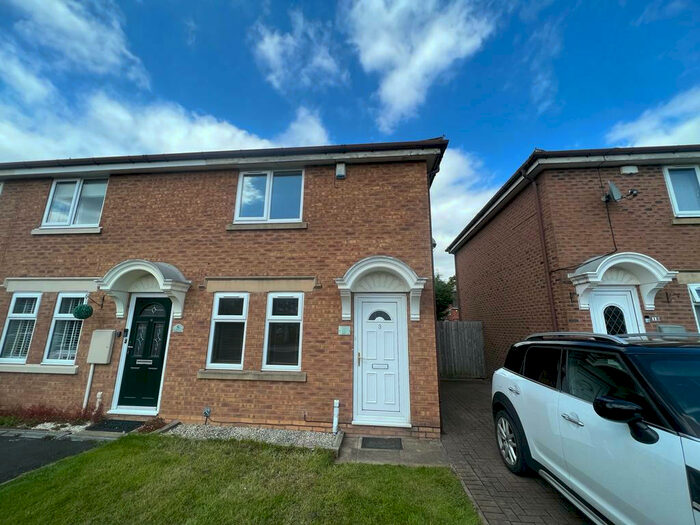 2 Bedroom Terraced House To Rent In Brinklow Croft, Birmingham, B34
