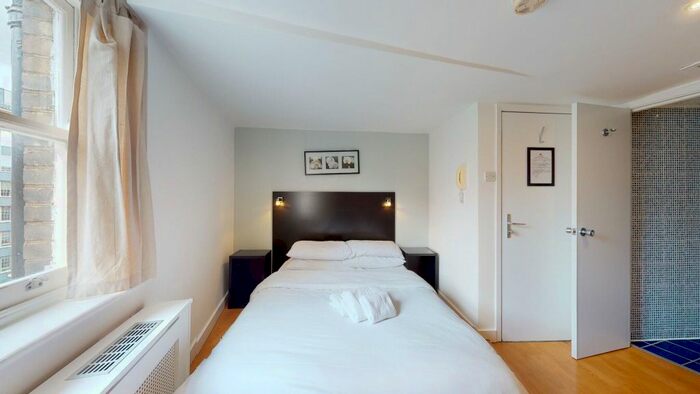 Studio To Rent In Cartwright Gardens, London, WC1H