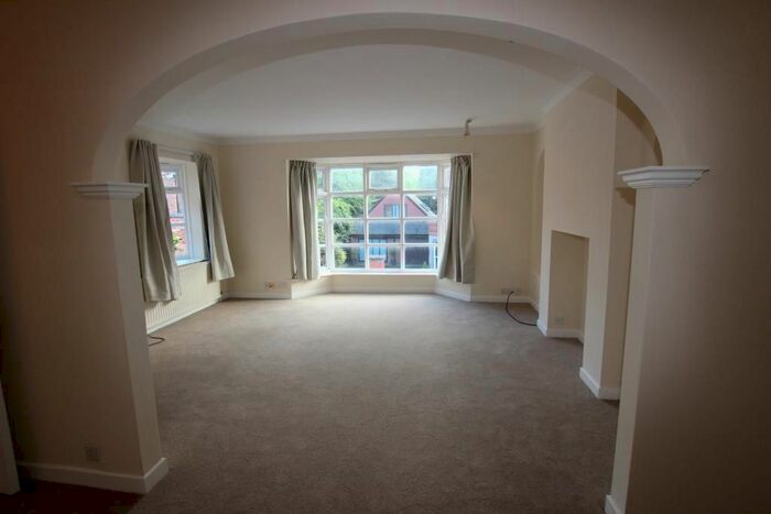 2 Bedroom Town House To Rent In Lenton Avenue, The Park, Nottingham, NG7