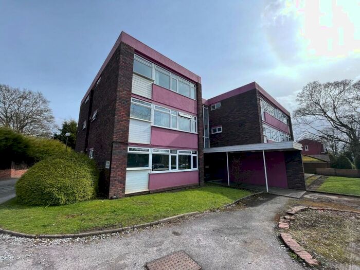 Studio To Rent In Harborne Park Road, Birmingham, B17