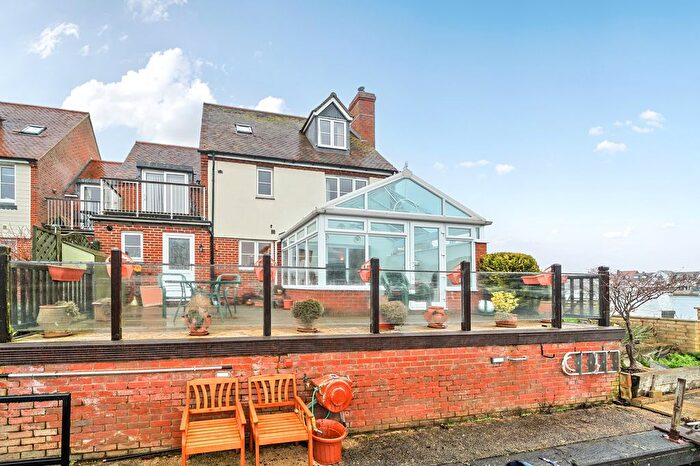 3 Bedroom Detached House For Sale In South Quay, Abingdon, OX14