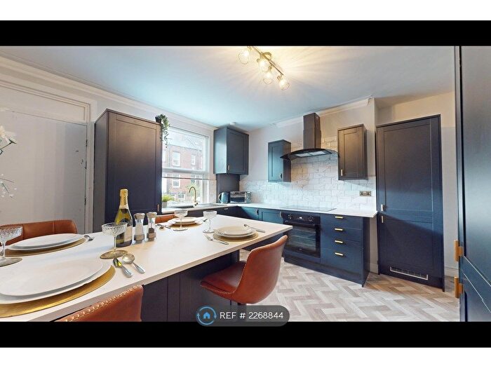 6 Bedroom Terraced House To Rent In Grimthorpe Terrace, Leeds, LS6