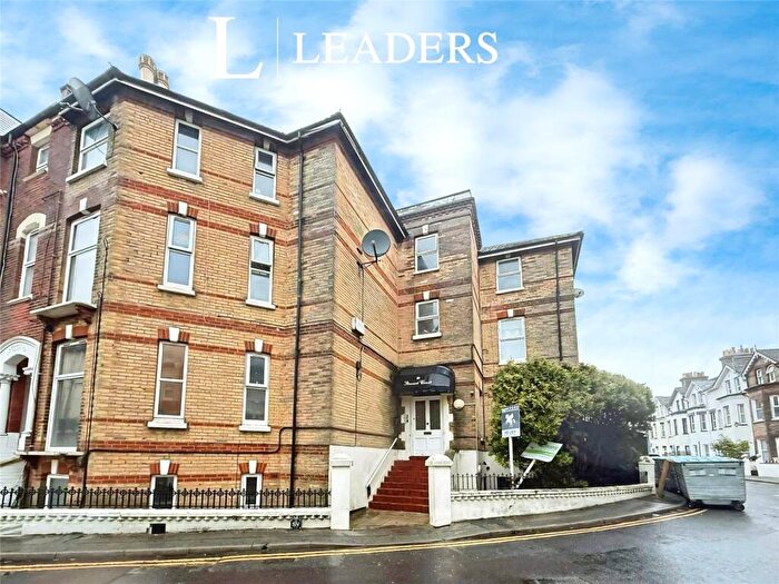 1 Bedroom Flat To Rent In St. Michaels Road, Bournemouth, Dorset, BH2