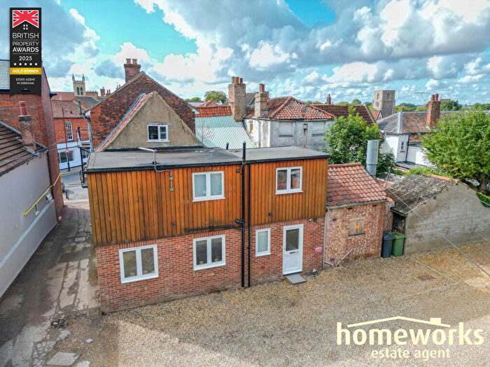 2 Bedroom End Of Terrace House For Sale In Market Place, Dereham, NR19