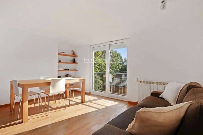 1 Bedroom Apartment To Rent In Queens Road, Leytonstone, London, E11