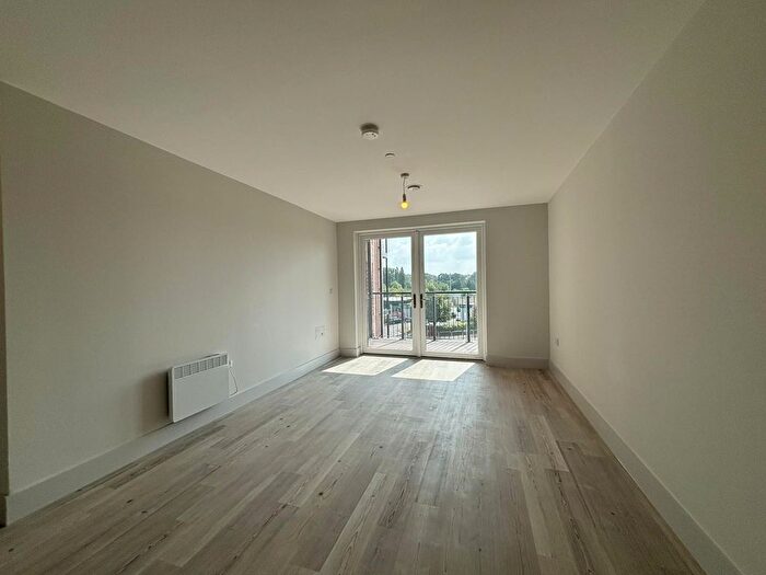 2 Bedroom Property To Rent In Prince Charles Road, Exeter, EX4