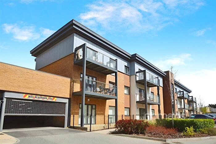 2 Bedroom Flat For Sale In Wintergreen Boulevard, West Drayton, UB7