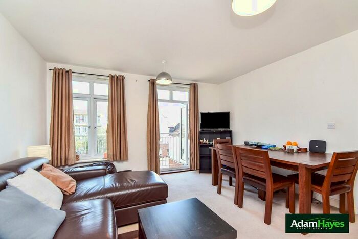 1 Bedroom Apartment To Rent In Magdalene Gardens, Whetstone, N20
