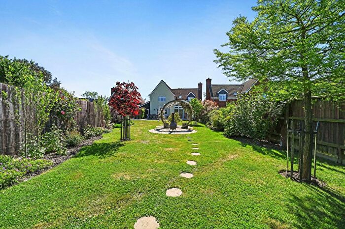 4 Bedroom Detached House For Sale In Debenham Road, Crowfield, IP6