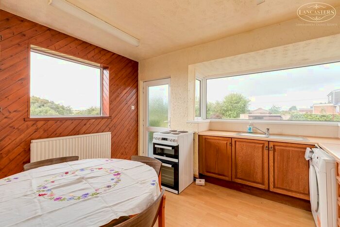 2 Bedroom Semi-Detached Bungalow For Sale In Scot Lane, Blackrod, Bolton, BL6