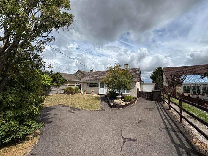 2 Bedroom Detached Bungalow For Sale In Chatley Furlong, Norton St. Philip, BA2