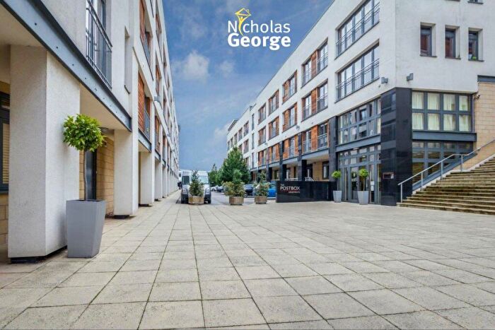 2 Bedroom Flat To Rent In The Post Box, Commercial Street, B1