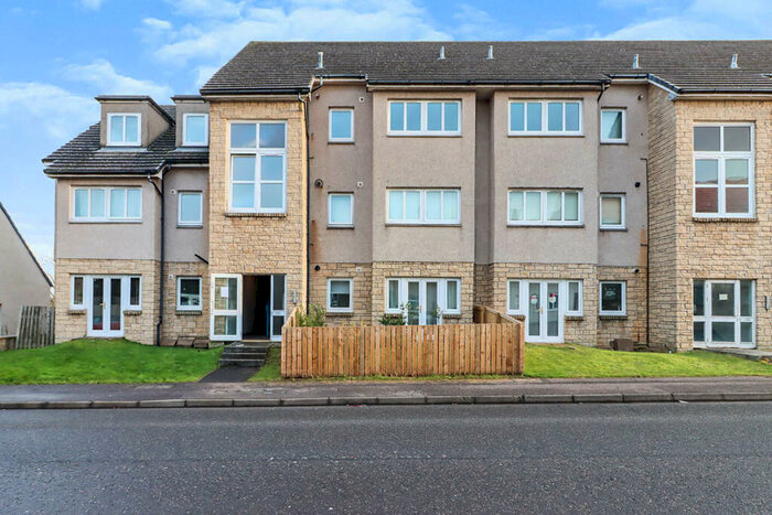 2 Bedroom Flat To Rent In Oakfield Street, Kelty, KY4