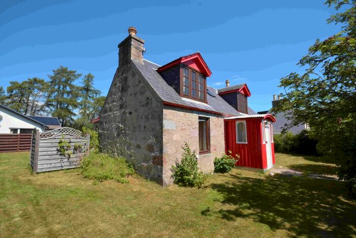 3 Bedroom Cottage To Rent In Carr Road, Carrbridge, Highland, PH23