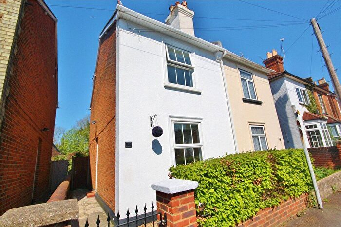 4 Bedroom Semi Detached House To Rent In Markenfield Road, Guildford, Surrey, GU1