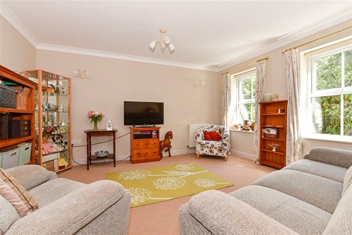 4 Bedroom Town House For Sale In Hornbeam Square, Ryde, Isle Of Wight, PO33