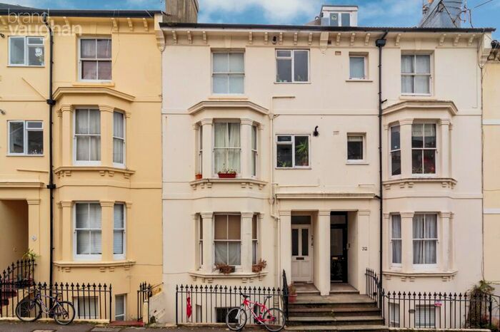 1 Bedroom Flat To Rent In Lansdowne Street, Hove, East Sussex, BN3