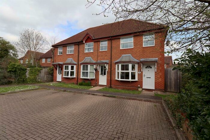 2 Bedroom End Of Terrace House To Rent In Blanchard Close, Woodley, Reading, RG5