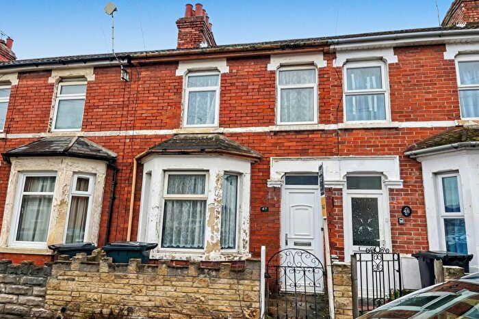 2 Bedroom Terraced House For Sale In Rosebery Street, Swindon, SN1