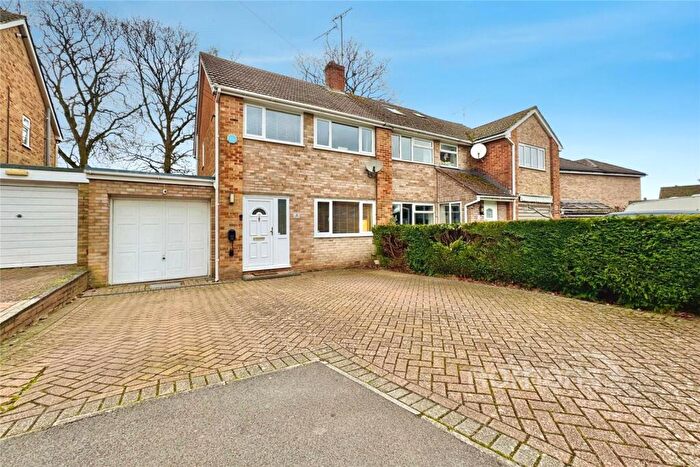 3 Bedroom Semi Detached House For Sale In Whitmore Close, Sandhurst, Berkshire, GU47