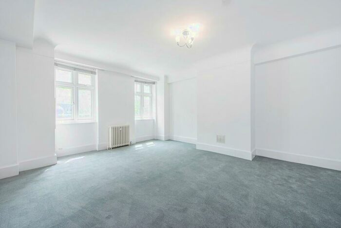 4 Bedroom Flat To Rent In Hall Road St Johns Wood, NW8