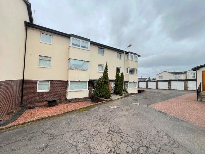 2 Bedroom Flat To Rent In Langside Court, Glasgow, G71