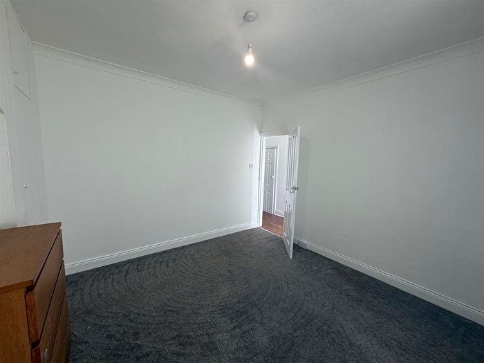 2 Bedroom Flat To Rent In Rosalind Avenue, Bedlington, NE22