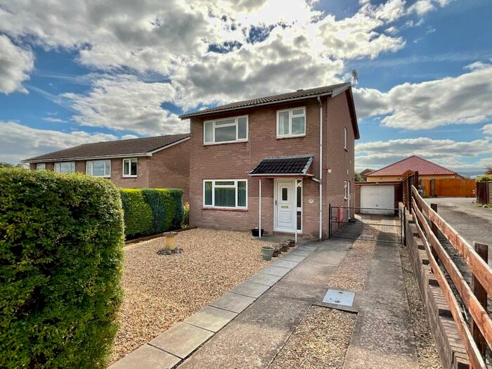 3 Bedroom Detached House For Sale In Millbrook Court, Little Mill, Pontypool, NP4