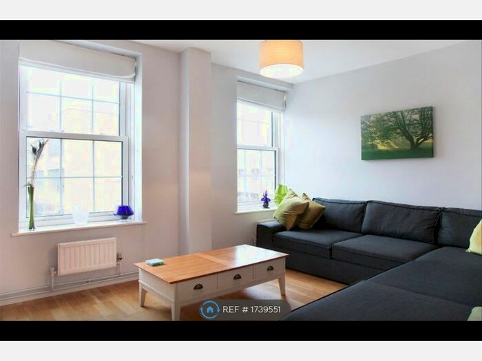 2 Bedroom Flat To Rent In Oliver House, London, SE16
