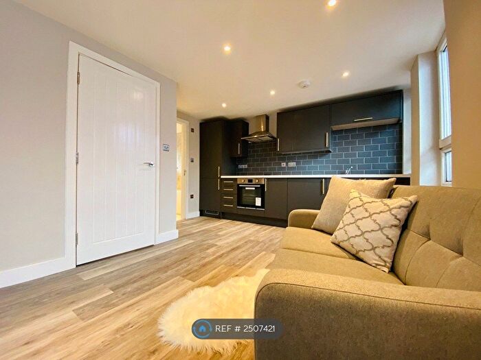 1 Bedroom Flat To Rent In Spring Gardens, Doncaster, DN1