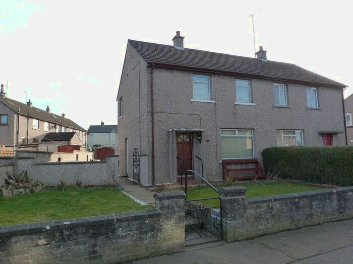 2 Bedroom Flat To Rent In Longmoor Crescent, Elgin IV30