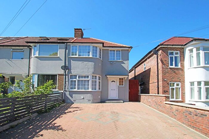 4 Bedroom Semi-Detached House To Rent In Mogden Lane, Isleworth, TW7